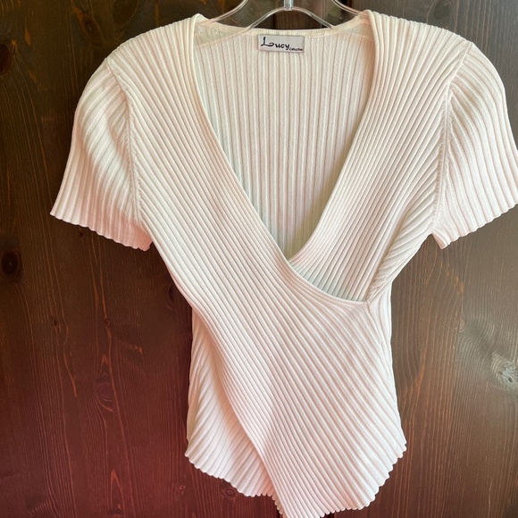 NEW LISTING! Stylist Stretch Pullover Top - Women's Medium - Picture 1 of 8